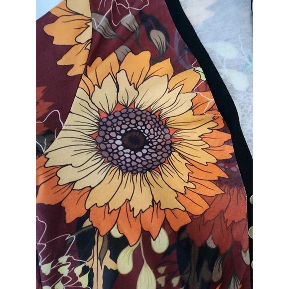 Lily by Firmiana Size L Multicolor Floral V-Neck Long Sleeve Cardigan. - Picture 2 of 11